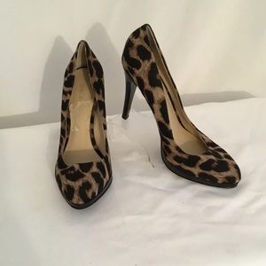 Nine West Leopard Pump Heels 6.5